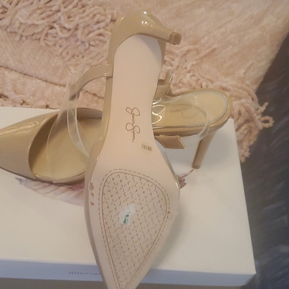 Jessica Simpson 'Cindeey' Pumps - Picture 4 of 6